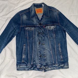 Men’s medium Levi’s Jean Jacket